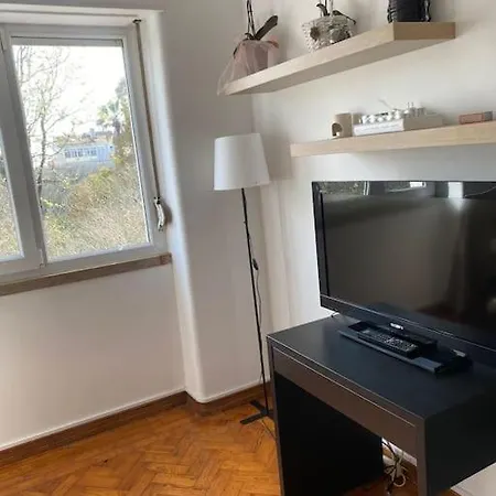 A Lovely Flat In Heart Of Campo De Ourique Lisboa